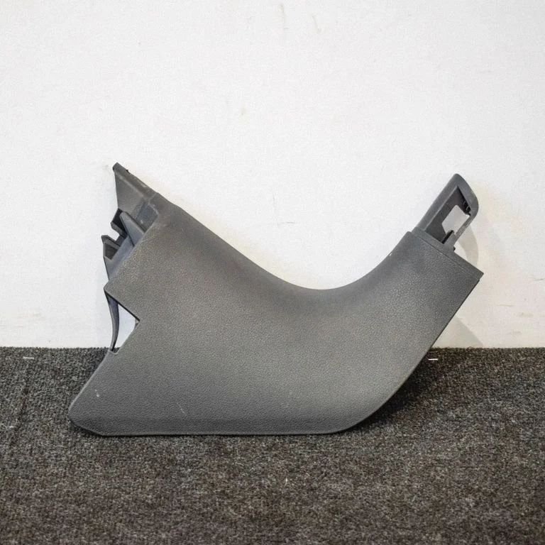 (A) statņa apdare 8V7867272