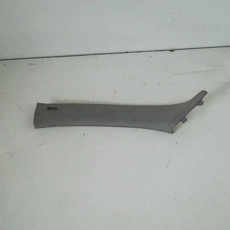 (A) piilari kate – BMW 3-seeria E90 E91 (2005-2012)