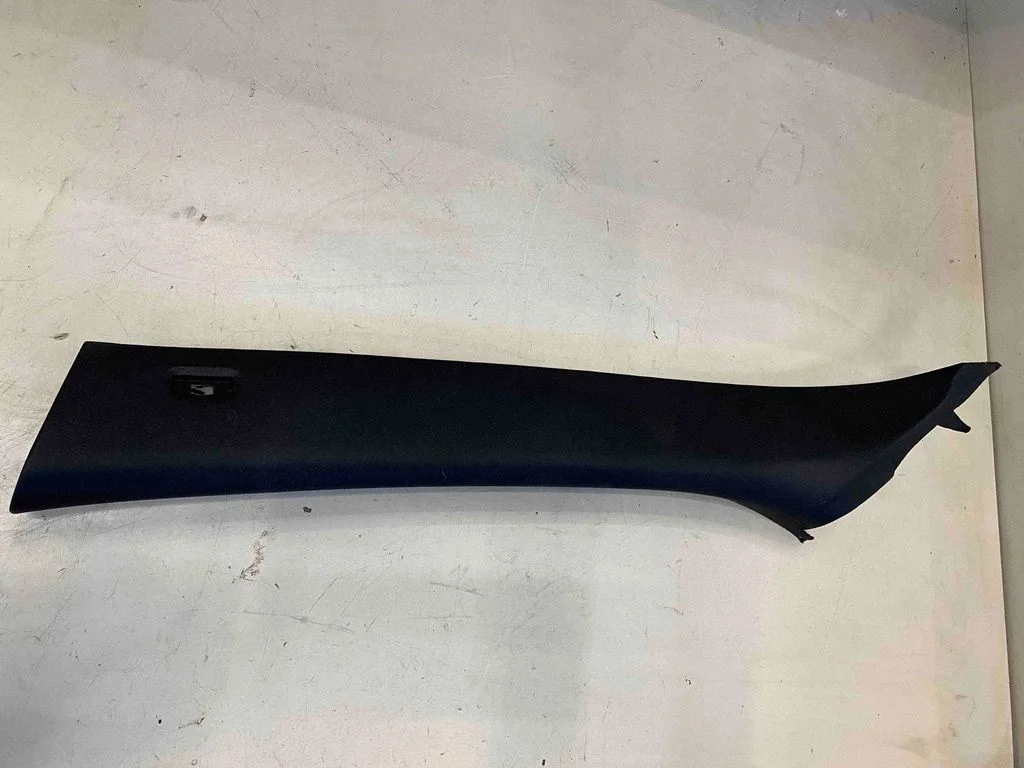 (A) statņa apdare – BMW X5 E70 (2006-2013)