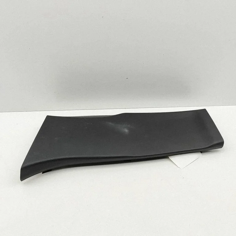 (B) pillar trim (bottom) 769166922R