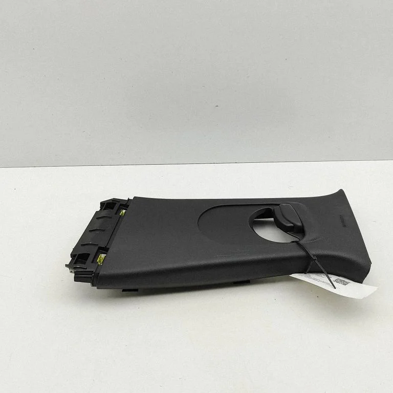 (B) pillar trim (bottom) 769141478R