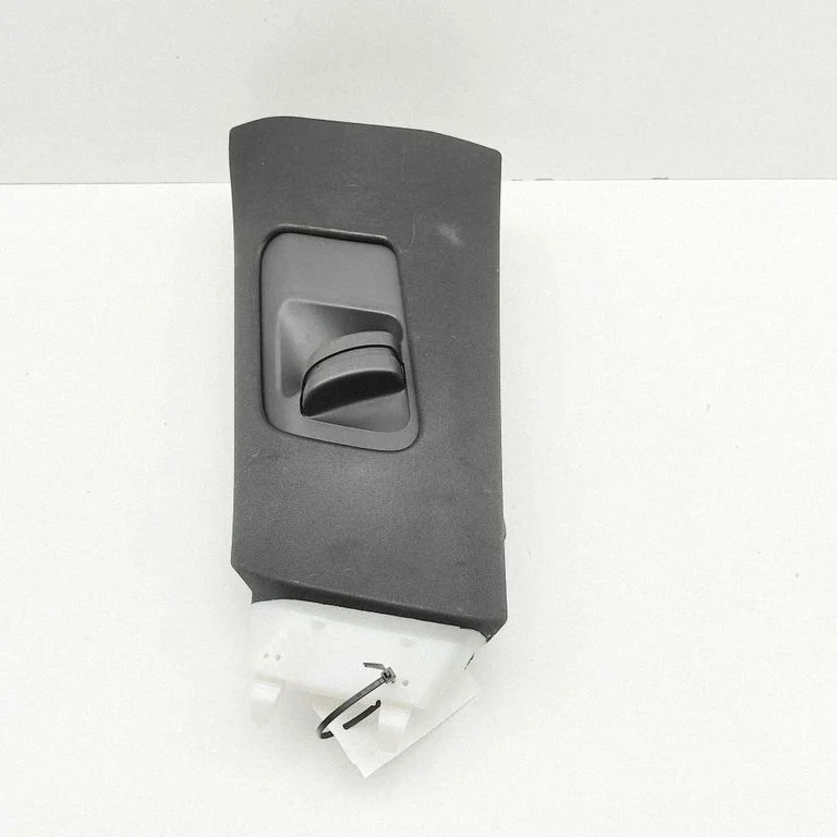 (B) pillar trim (bottom) 95C867243B