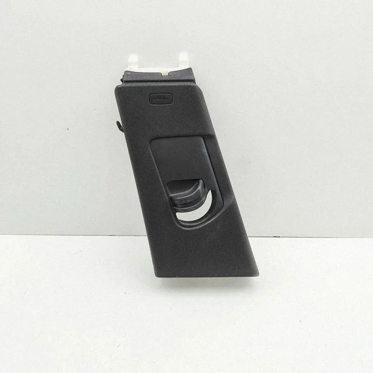(B) statņa apdare (apakšējā) 8W8867243