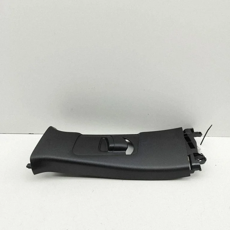(B) pillar trim (bottom) – Toyota bZ4X (2022-)