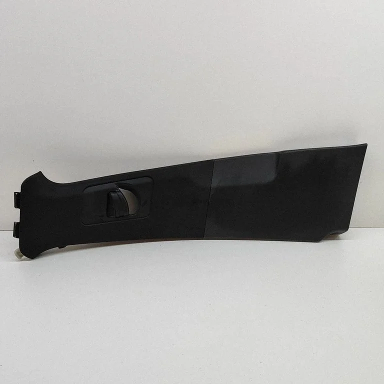 (B) pillar trim (bottom) – Porsche Cayenne (92A) (2010-2017)