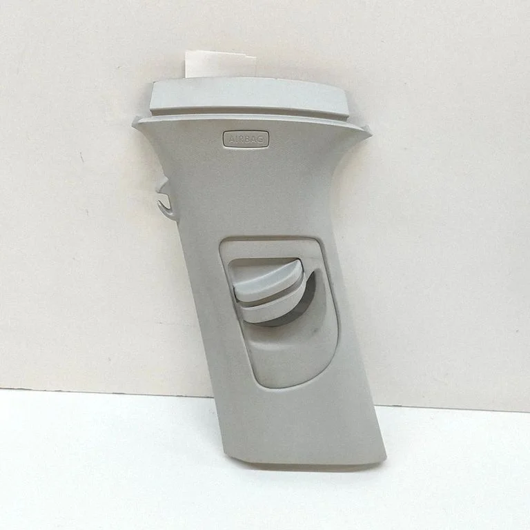 (B) statņa apdare (apakšējā) 5G4867243B