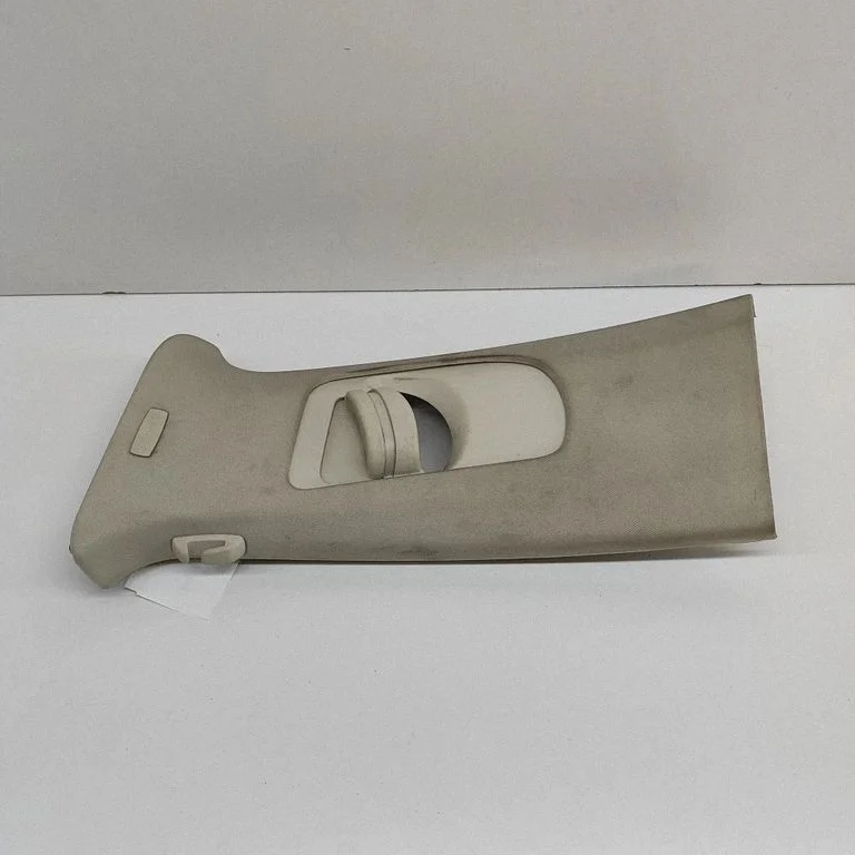 (B) statņa apdare (apakšējā) 3G0868417