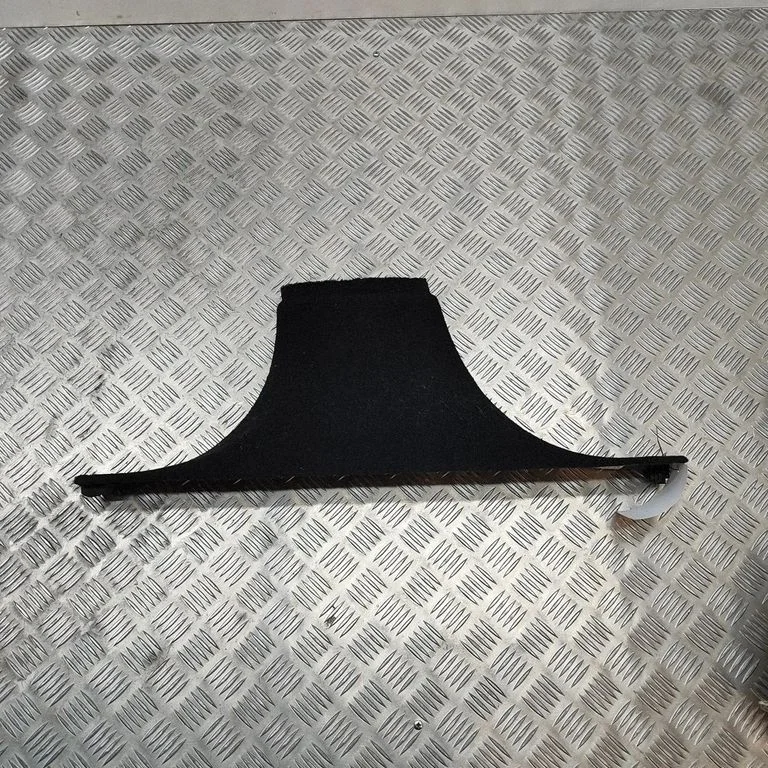 (B) piilari kate (alumine) – Jaguar XJ X351 (2009-2019)