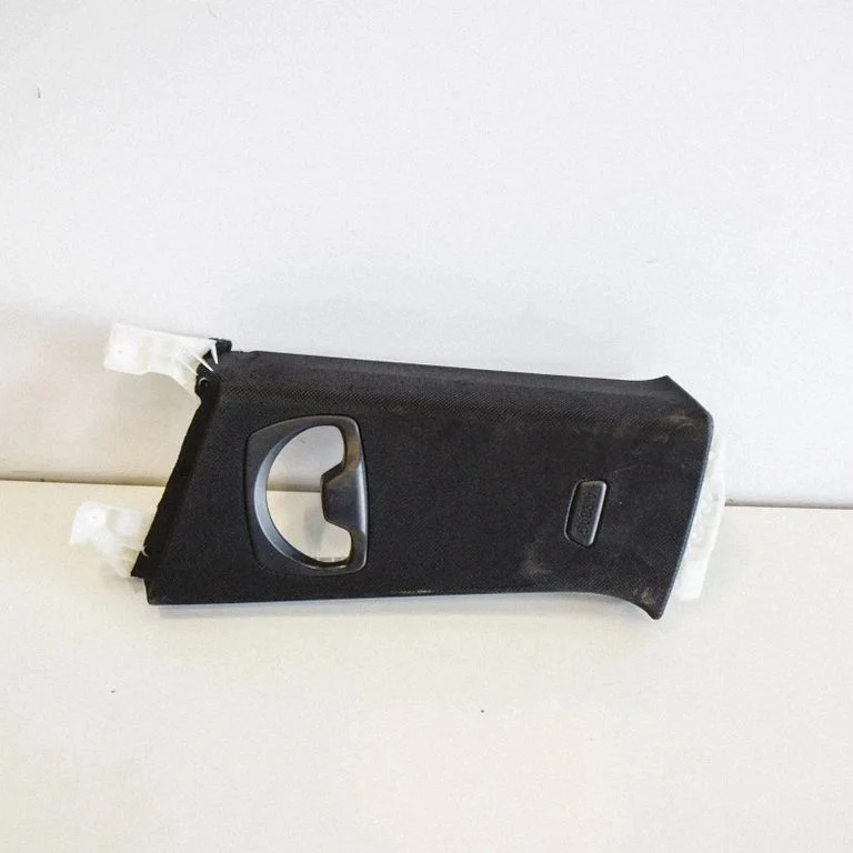 (B) piilari kate (alumine) – BMW 4-seeria F32 F33 (2013-2020)