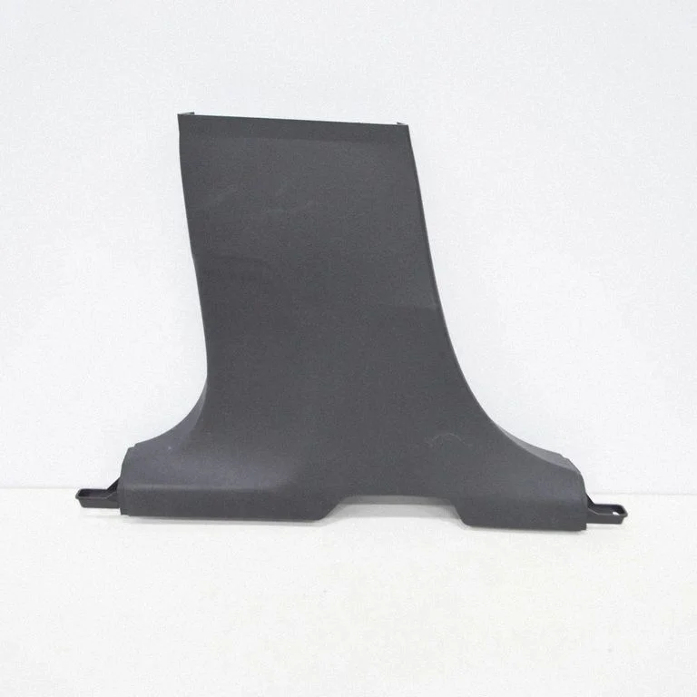 (B) pillar trim (bottom) 31457495