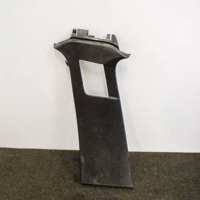 (B) pillar trim (bottom)