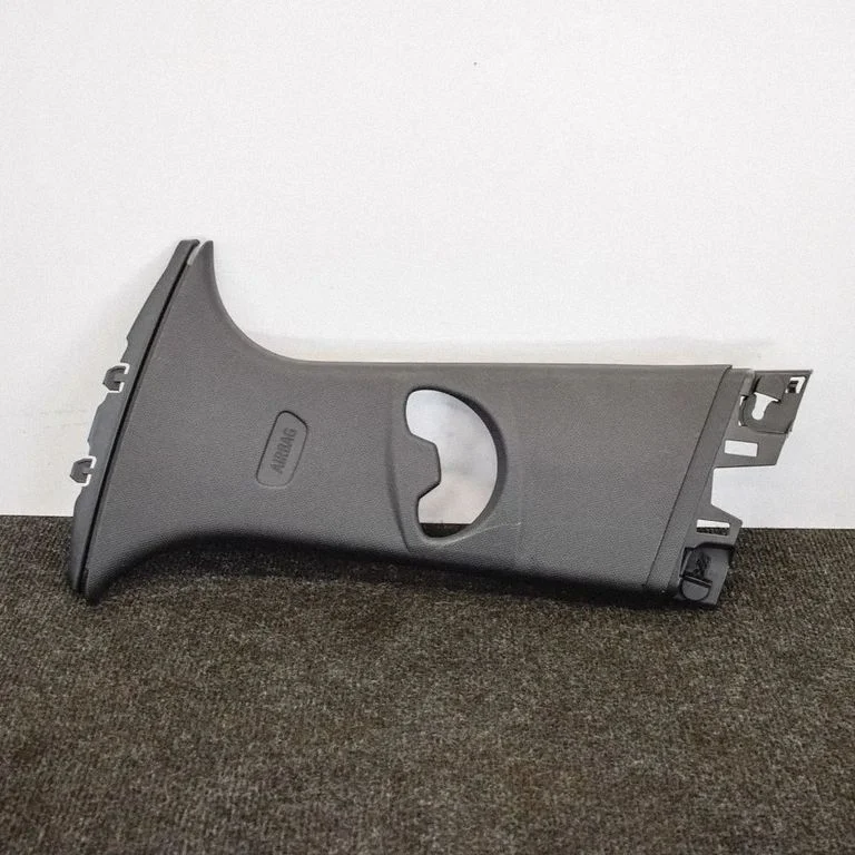 (B) statņa apdare (apakšējā) – BMW 1. sērija F20 F21 (2011-2019)