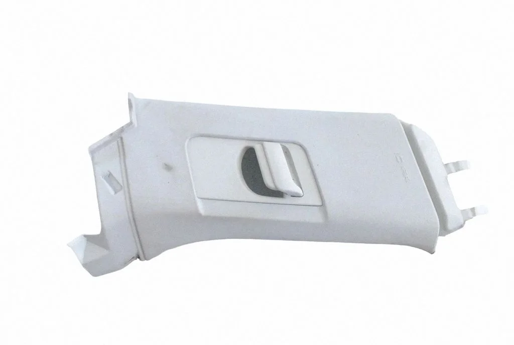 (B) pillar trim (bottom) 31377582