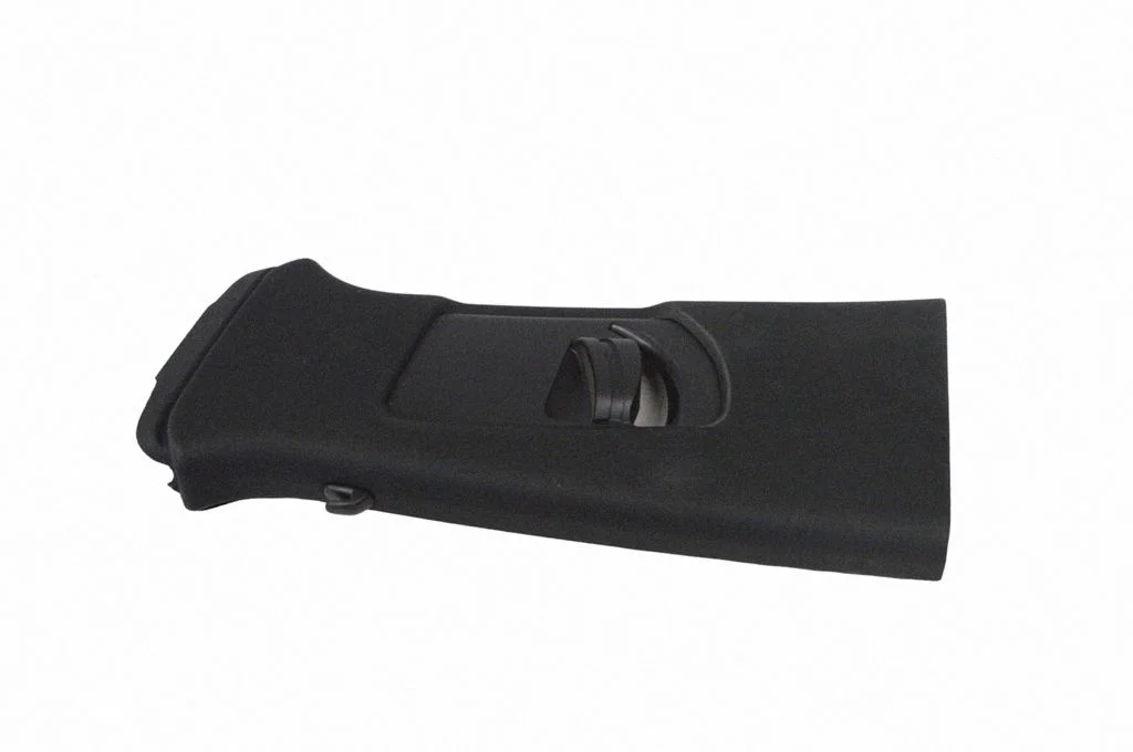 (B) statņa apdare (apakšējā) 8R0867243G