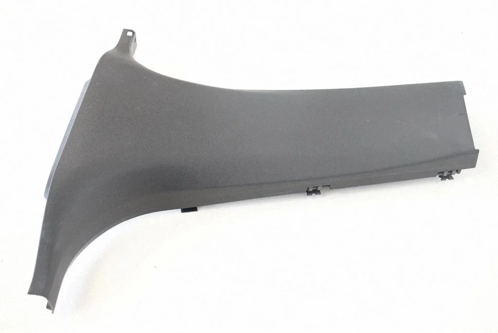 (B) pillar trim (bottom) A2126903925
