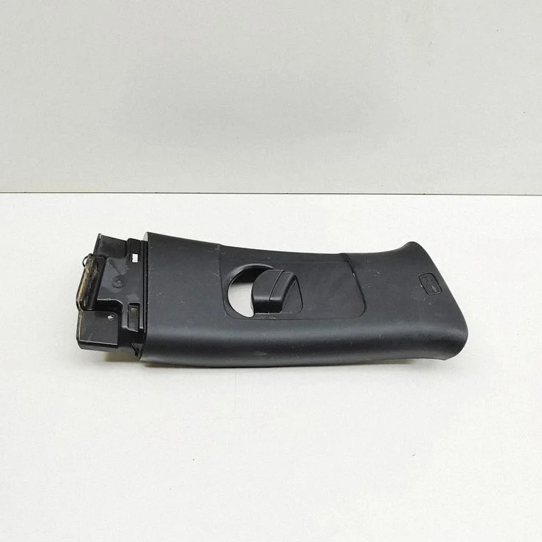 (B) pillar trim (top) SC2E5402220A