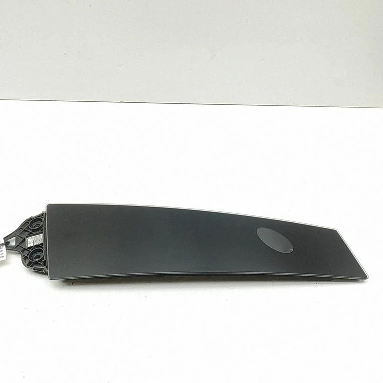 (B) pillar trim (top) 110044100E