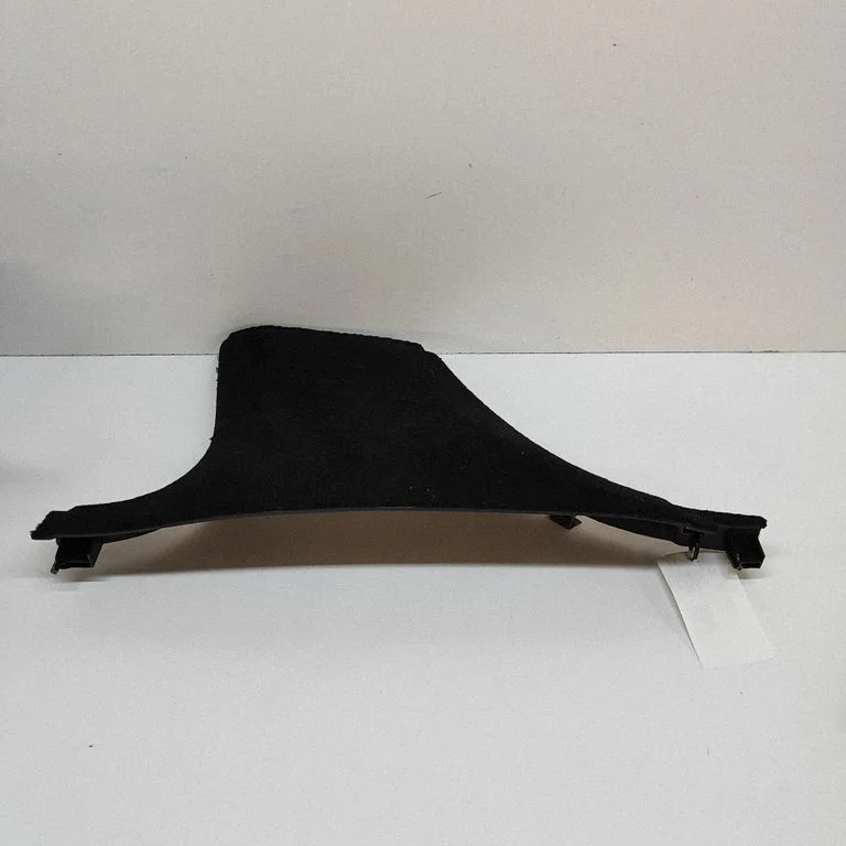(B) pillar trim (top) A2226904325