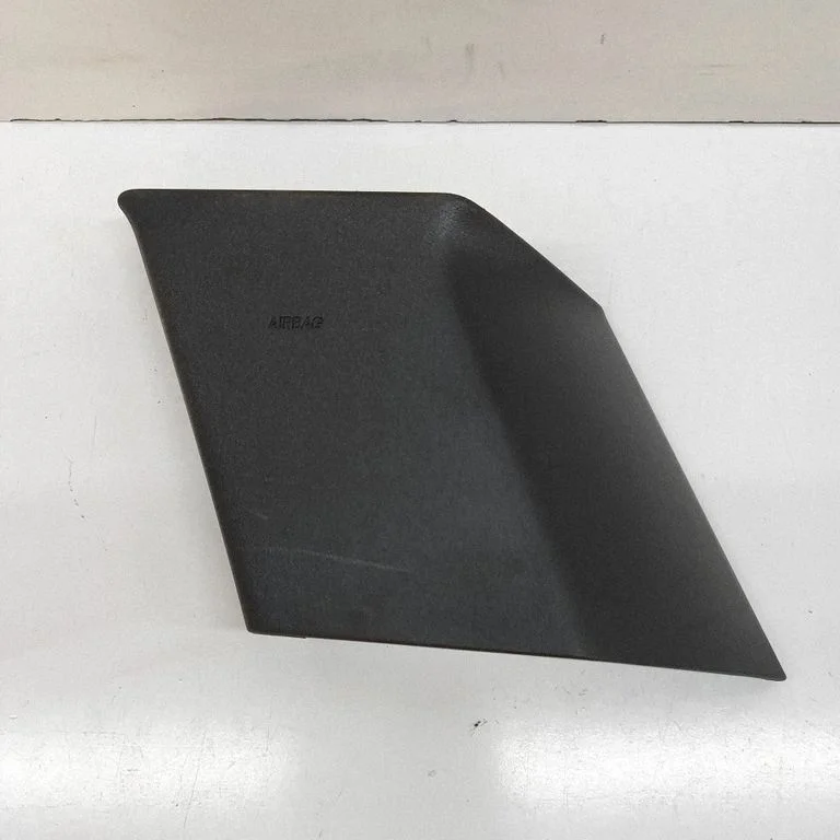 (B) pillar trim (top) FM2940310196