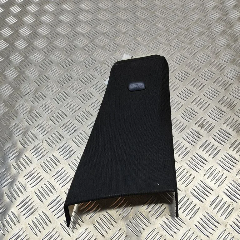 (B) pillar trim (top) – BMW 6 Series F06 Gran coupe (2012-2018)