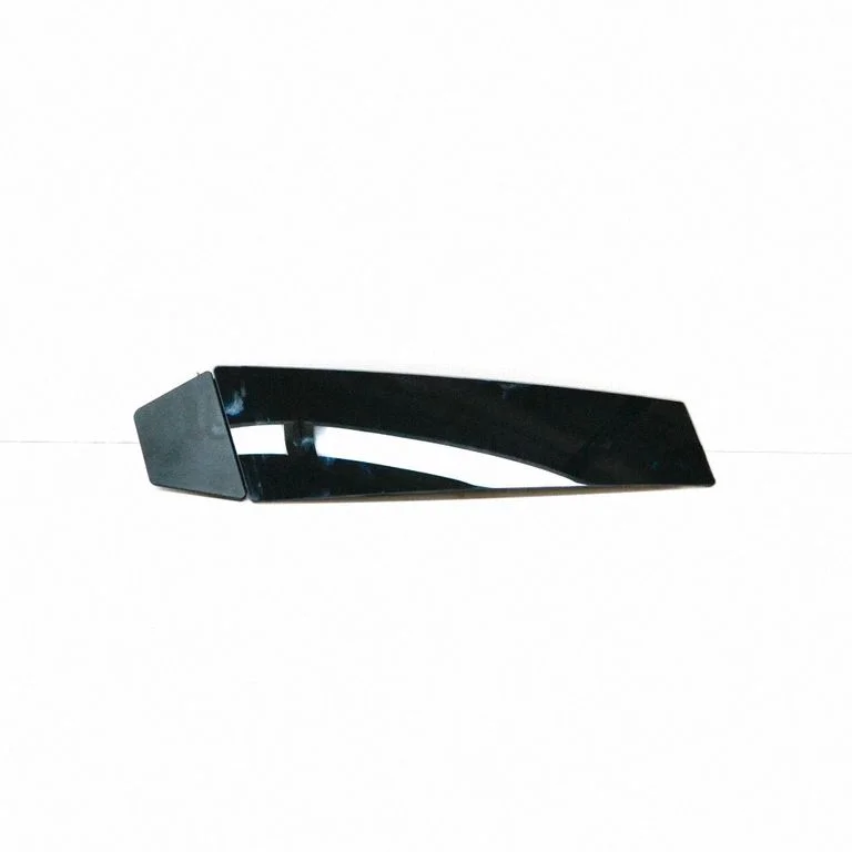 (B) pillar trim (top) – Tesla Model Y (2020-)