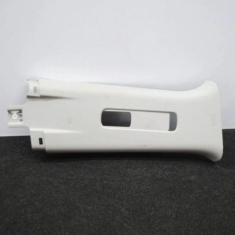 (B) pillar trim (top) – Mitsubishi L200 (2015-)