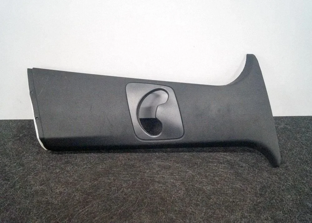 (B) statņa apdare (augšējā) – BMW X5 E70 (2006-2013)