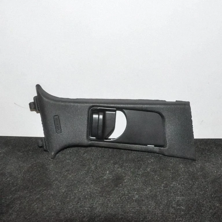 (B) pillar trim (top) – Mercedes-Benz C-Class AMG W204 (2007-2014)
