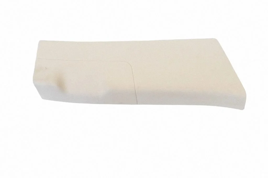 (B) statņa apdare (augšējā) CPLA243A52A