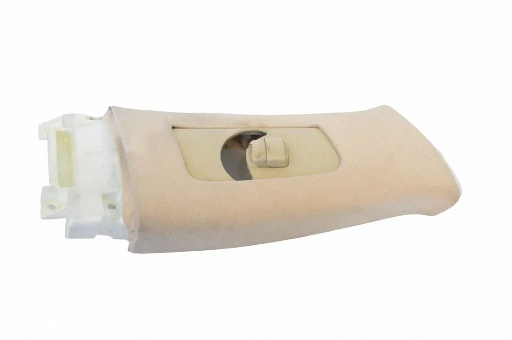 (B) pillar trim (top) 6241130410