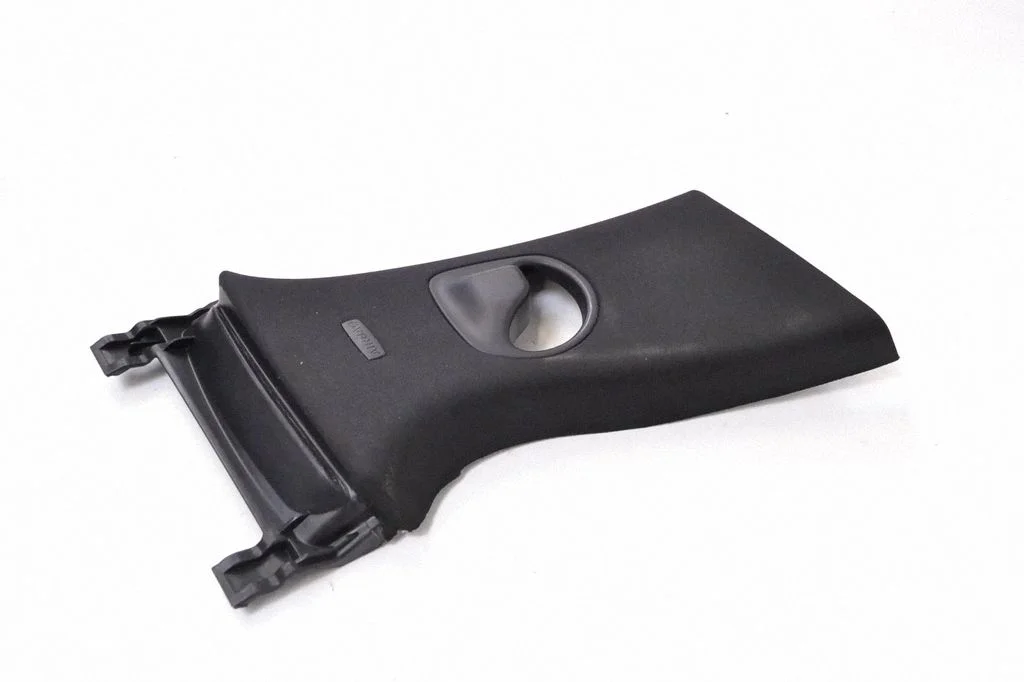 (B) pillar trim (top) HK8324396AG