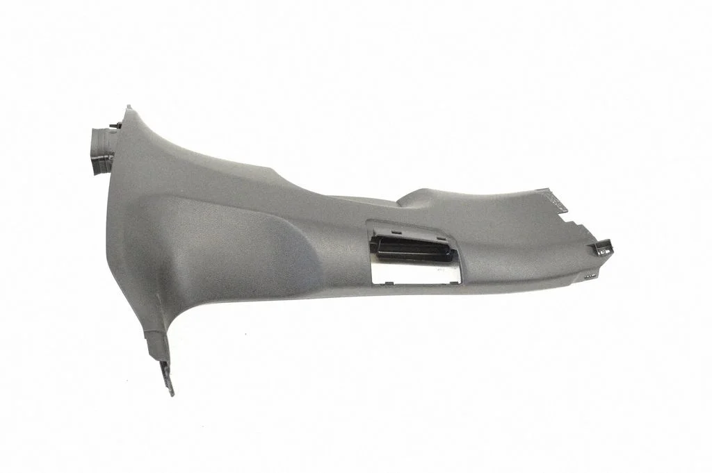 (B) pillar trim (top) – Porsche Panamera (970) (2009-2017)