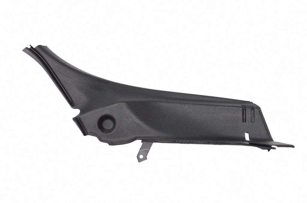 (C) statņa apdare – Mercedes-Benz CLA klase C117 X117 W117 (2013-2019)