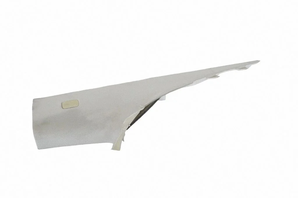 (C) pillar trim 31485904