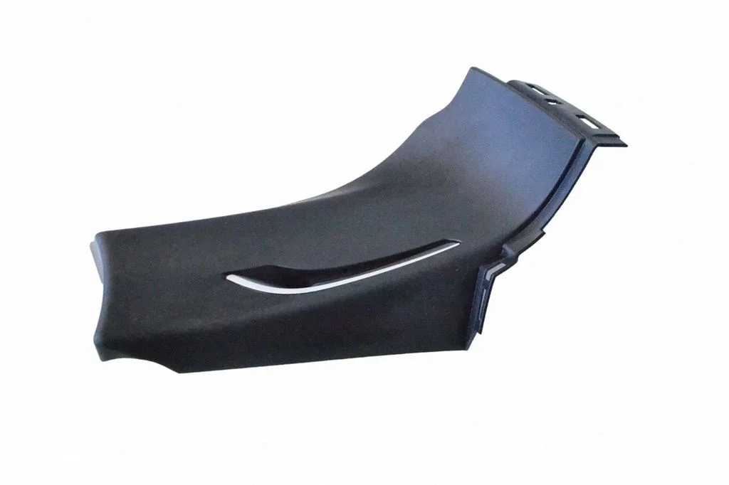 (C) pillar trim 102473000C