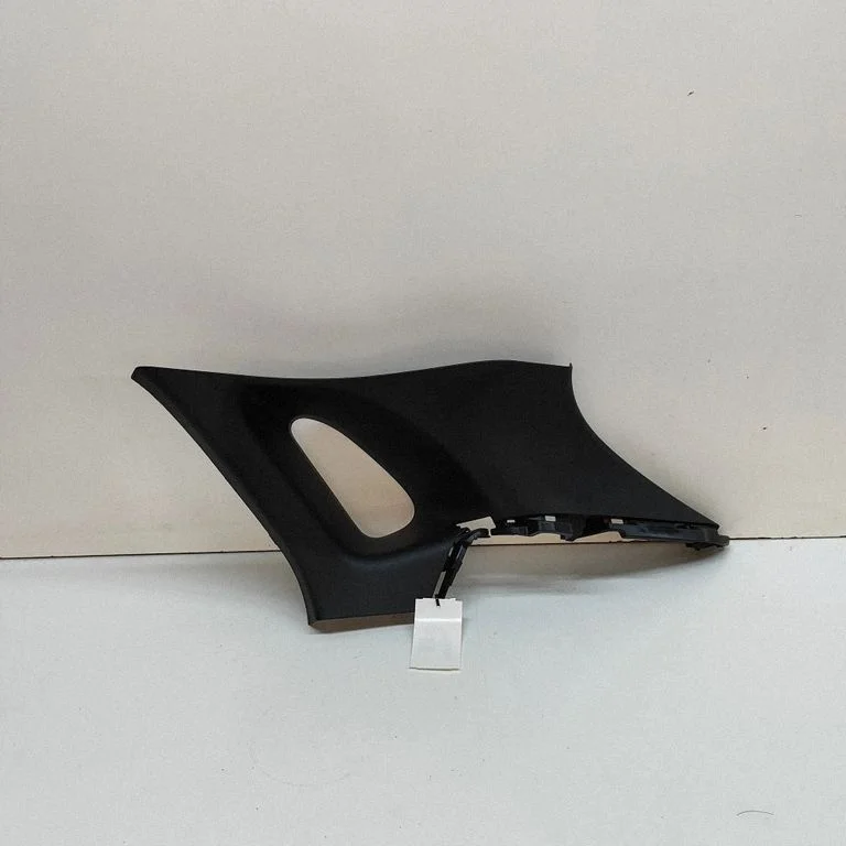 (C) pillar trim – Mazda CX-30 (2019-)