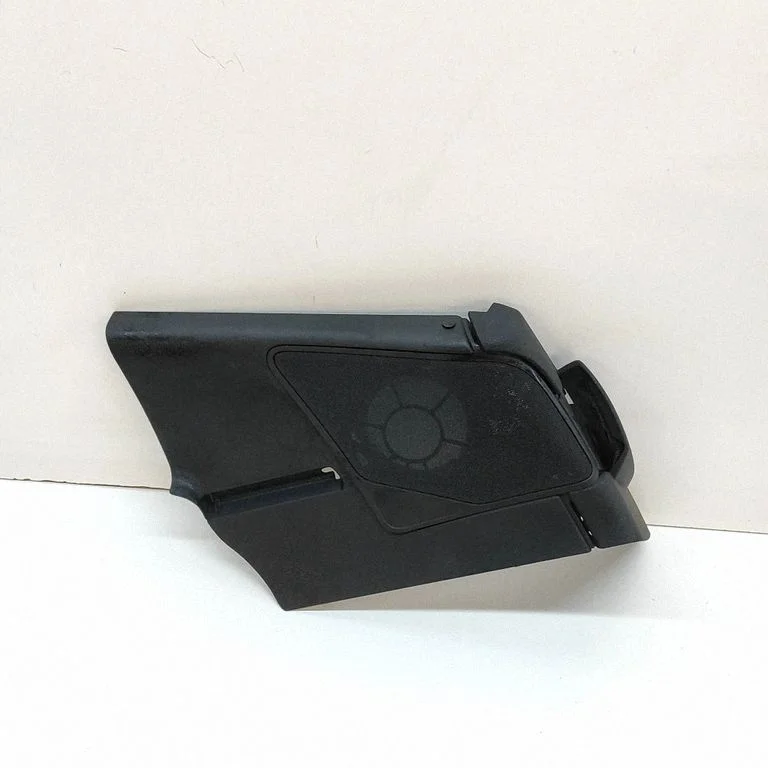 (C) pillar trim 9121824