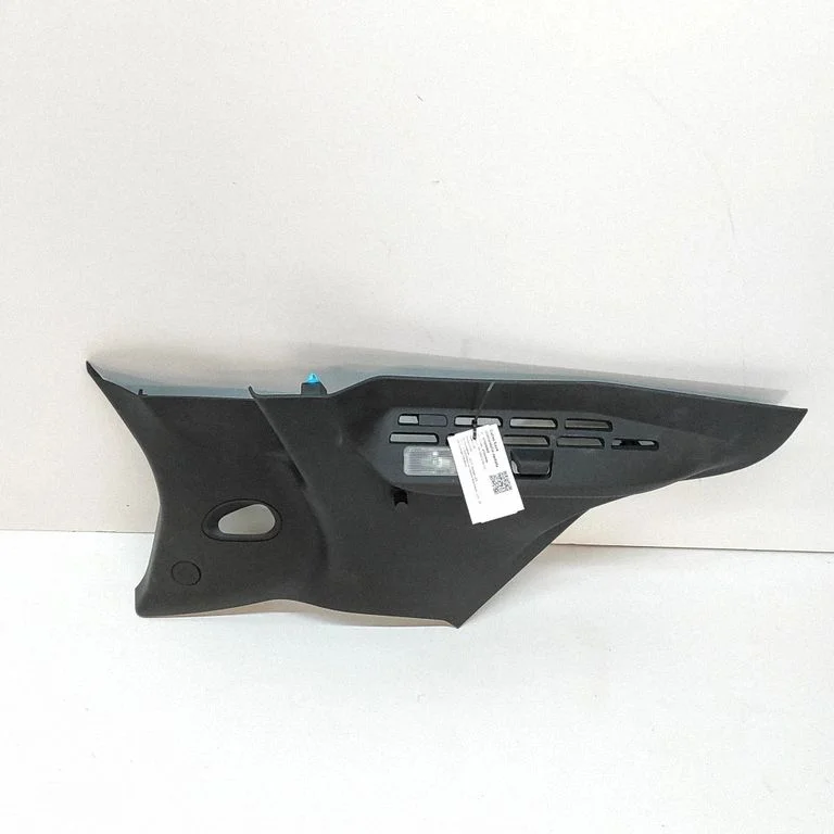 (C) pillar trim – Jeep Avenger (2022-)