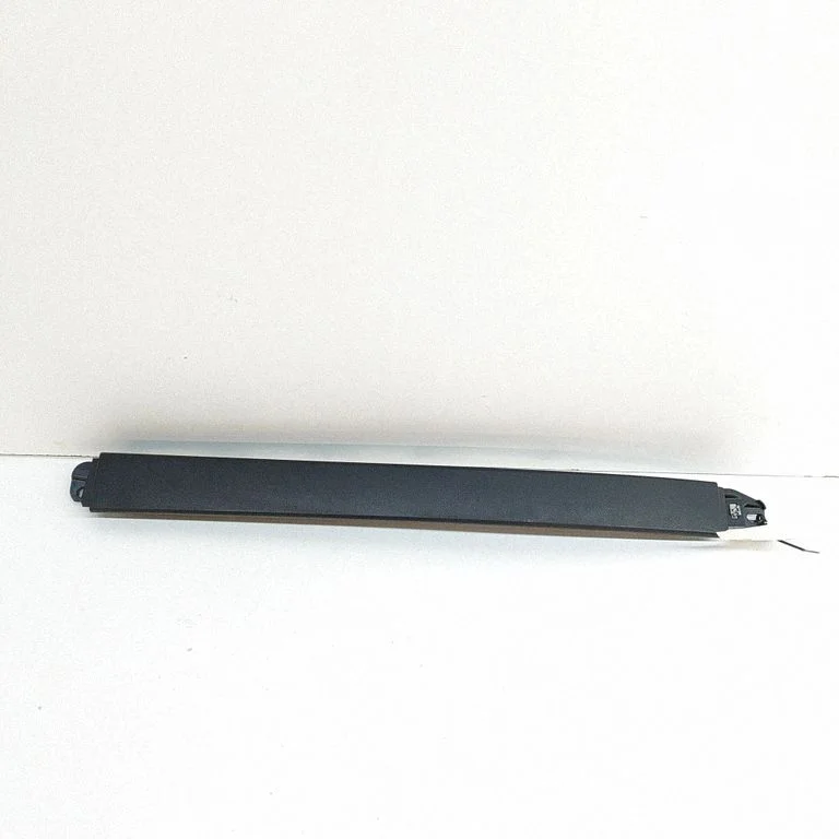 (C) pillar trim 103598300C