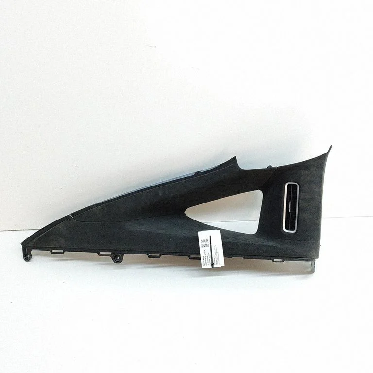 (C) pillar trim 103595704E