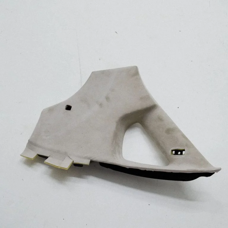(C) pillar trim 06700133610