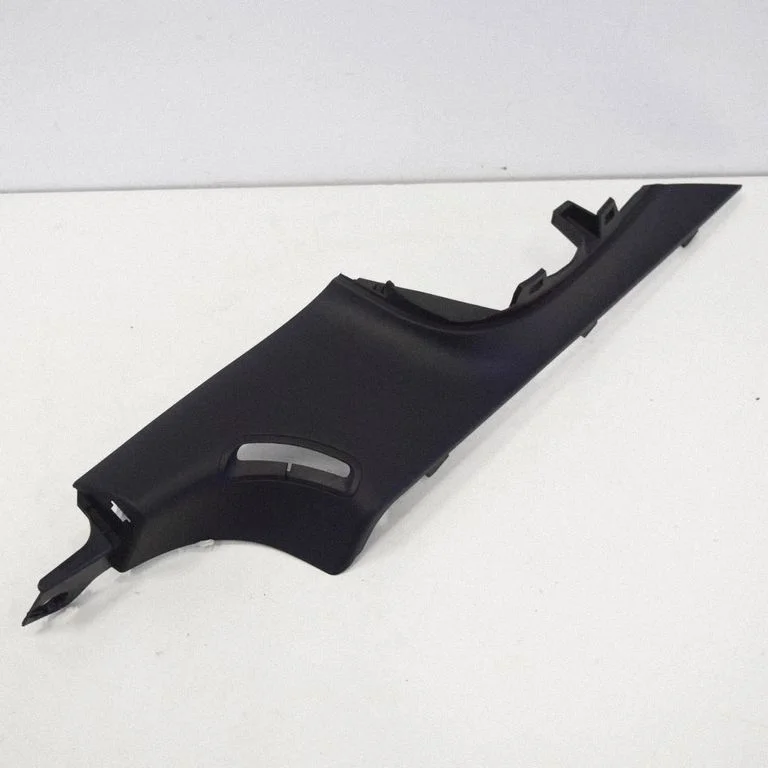 (C) pillar trim 108628500F