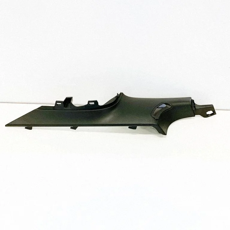 (C) pillar trim 108628100F