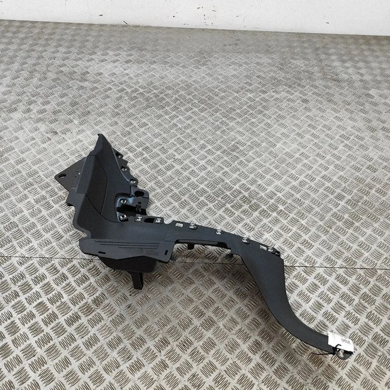(C) pillar trim A2386900701