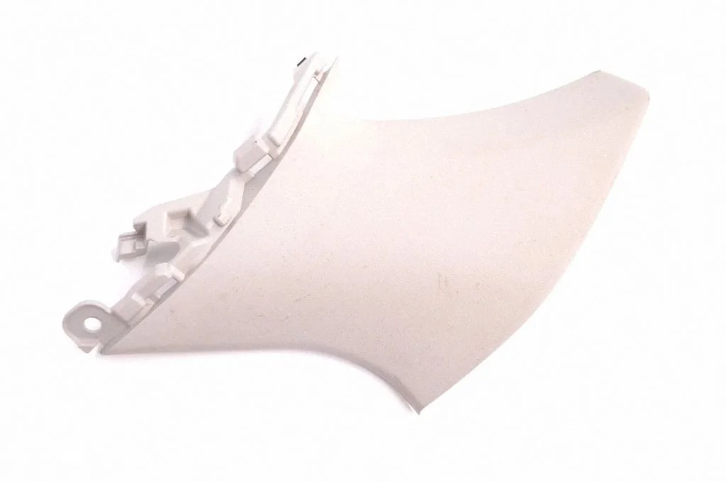 (C) pillar trim GHP968280