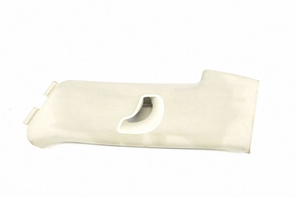 (C) pillar trim – Volkswagen Touareg II (2010-2018)