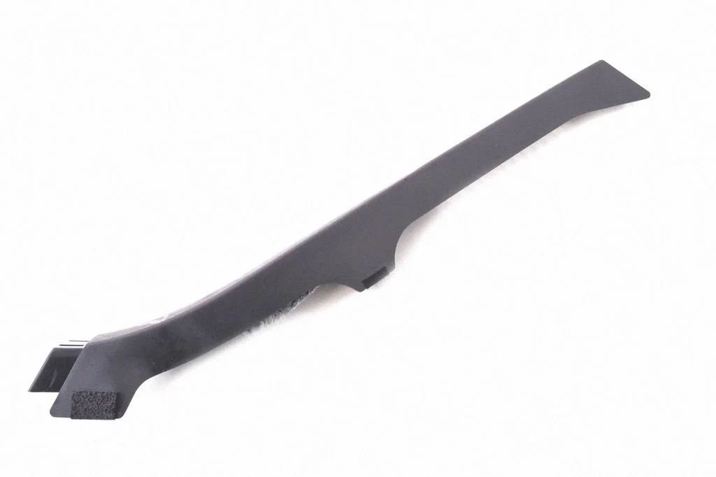 (C) pillar trim – Lexus GS 250 350 300H 450H (2013-)