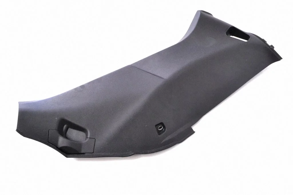 (C) pillar trim 670040379