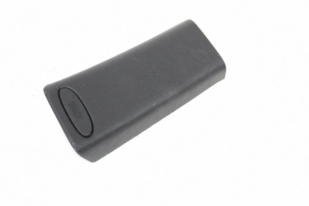 (C) pillar trim 06946954800