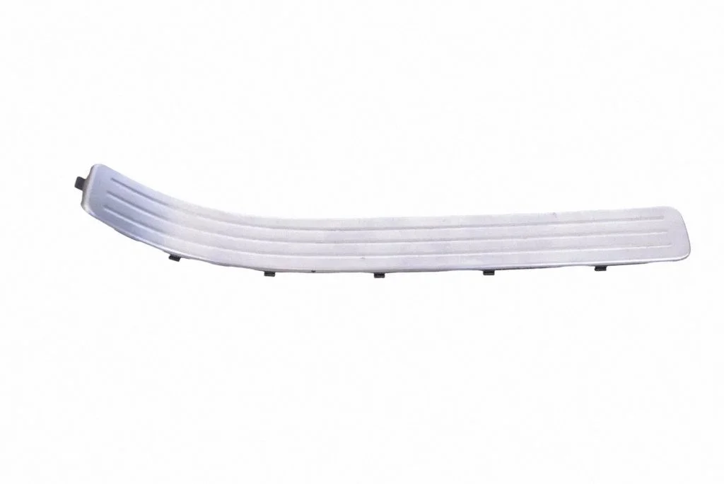 Rear sill trim cover 7L0853794C